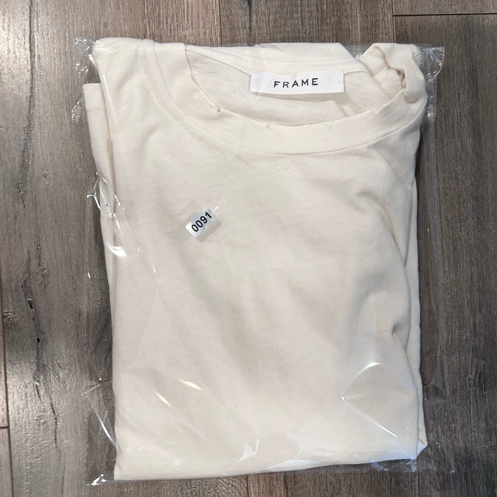 White Crew Neck T-Shirt - Picture 6 of 6